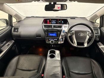 Used Toyota Prius+ 2015 for sale - 78617779: Photo