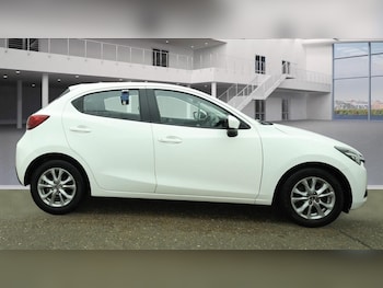 Used Mazda Mazda2 2015 for sale - 75635179: Photo