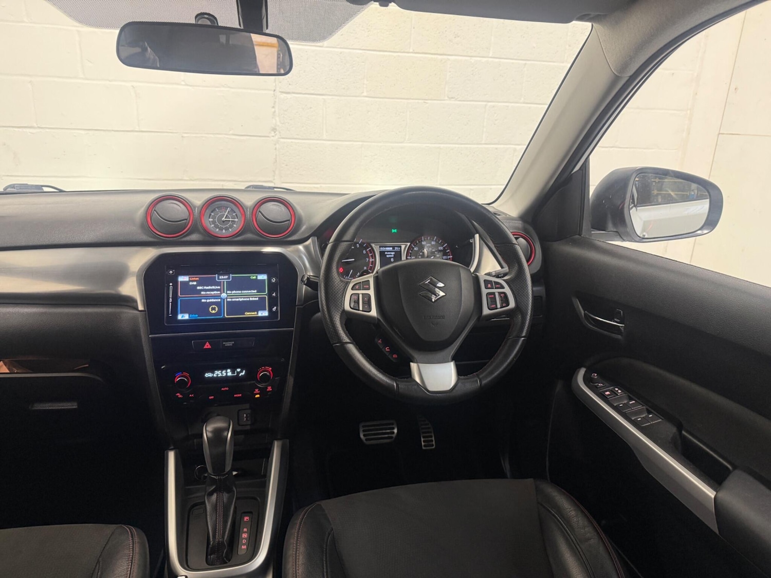 Used Suzuki Vitara 2015 for sale - 76620057: Photo 16