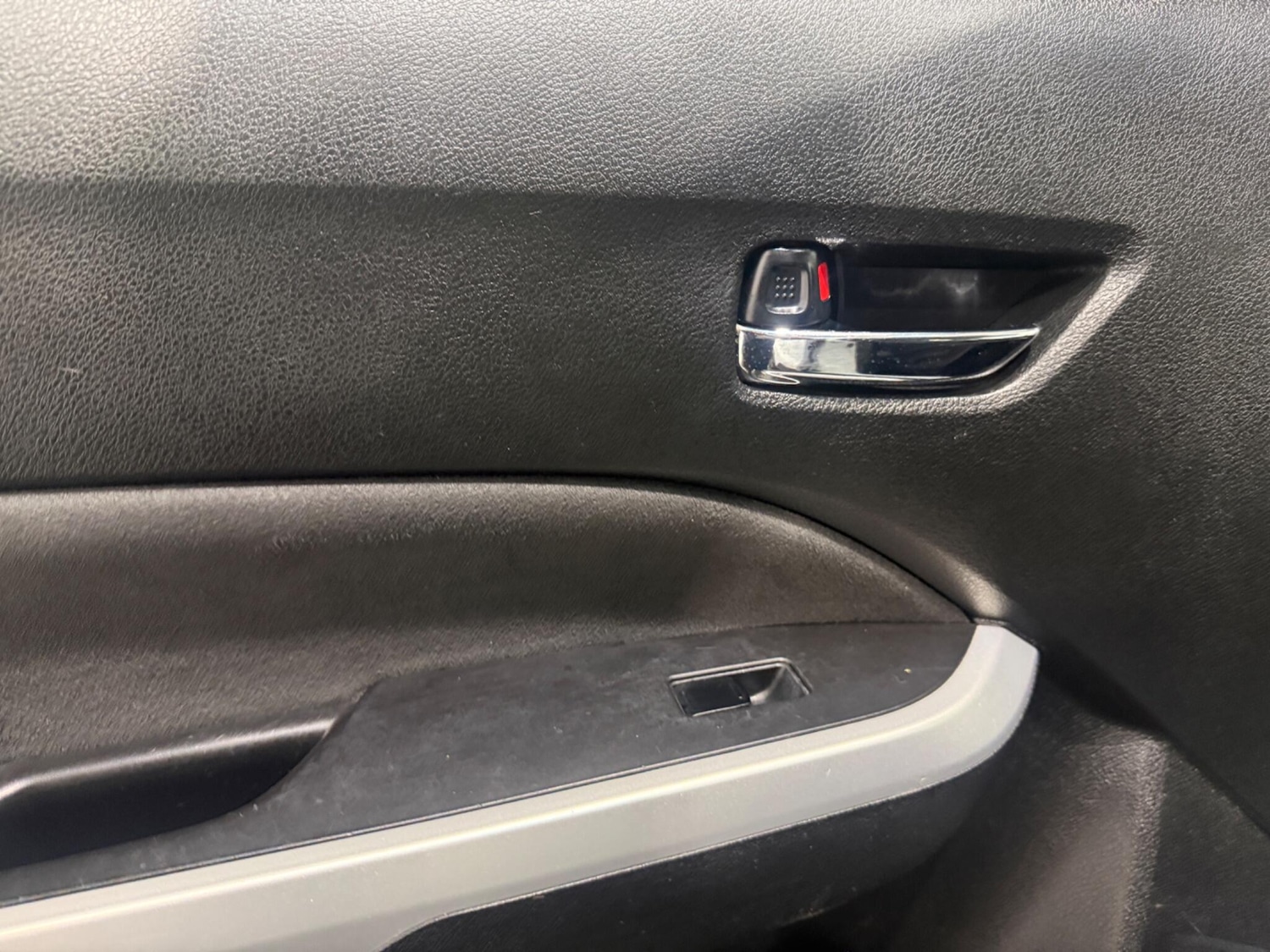 Used Suzuki Vitara 2015 for sale - 76620057: Photo 33