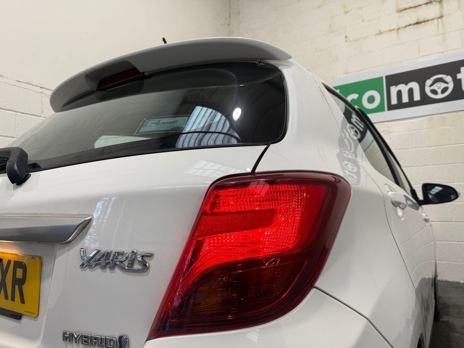 Used Toyota Yaris 2015 for sale - 76167539: Photo 19