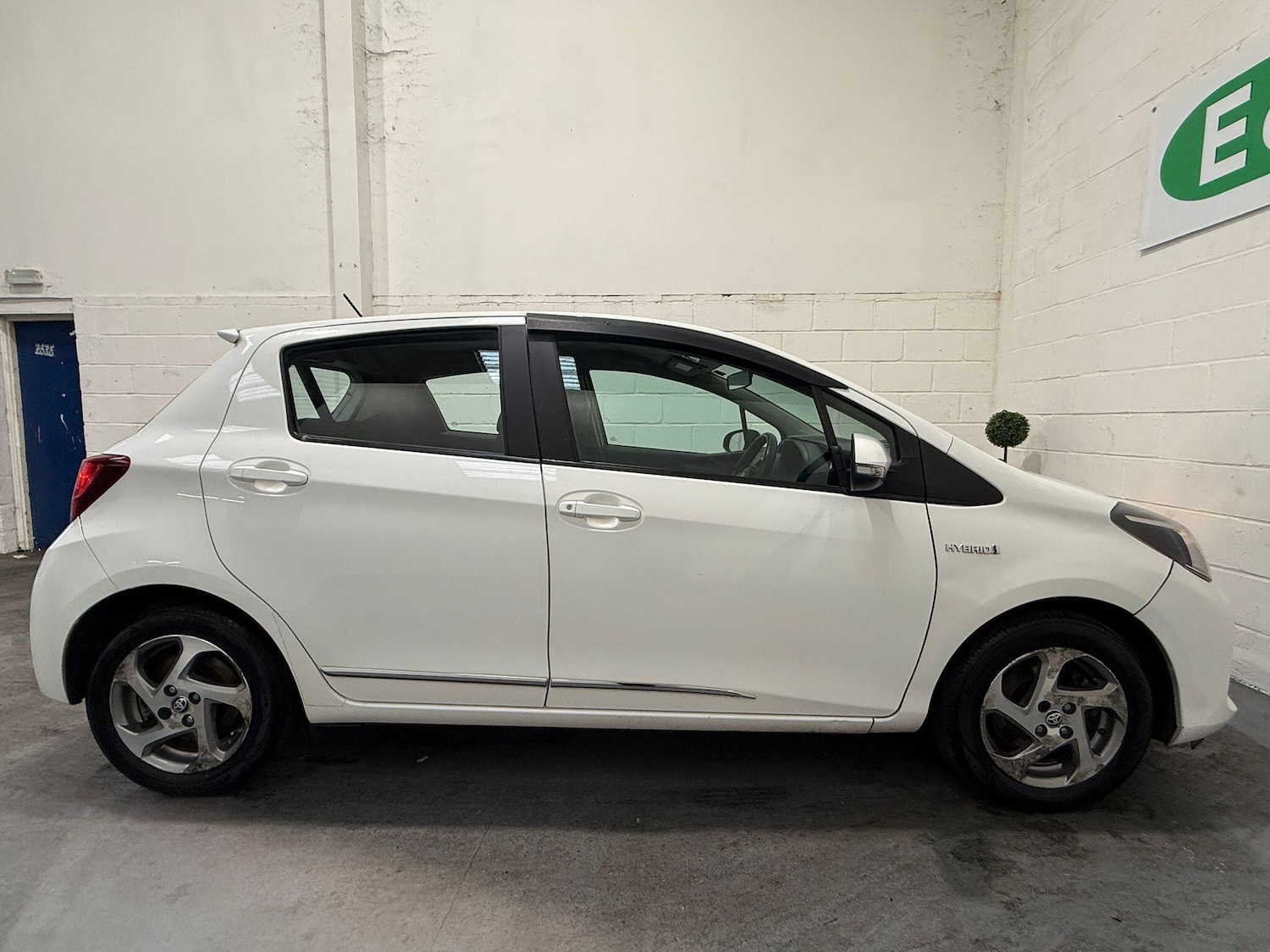 Used Toyota Yaris 2015 for sale - 76167539: Photo 20