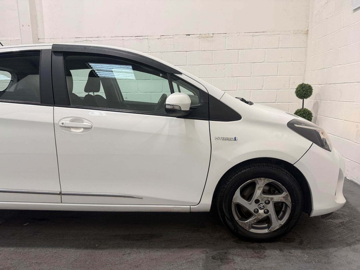 Used Toyota Yaris 2015 for sale - 76167539: Photo 21