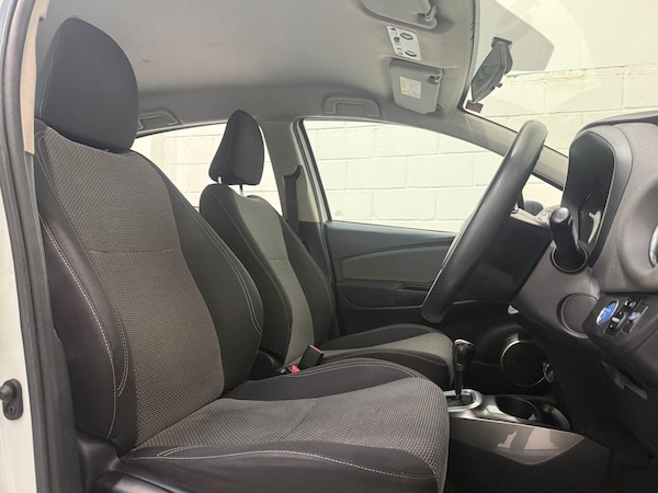 Used Toyota Yaris 2015 for sale - 76167539: Photo 24