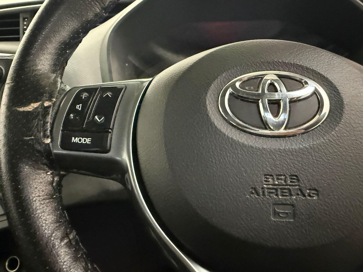 Used Toyota Yaris 2015 for sale - 76167539: Photo 27