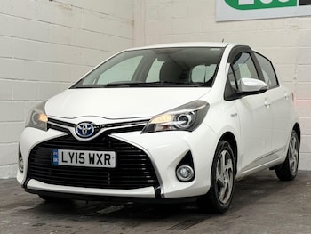 Used Toyota Yaris 2015 for sale - 76167539: Photo 2