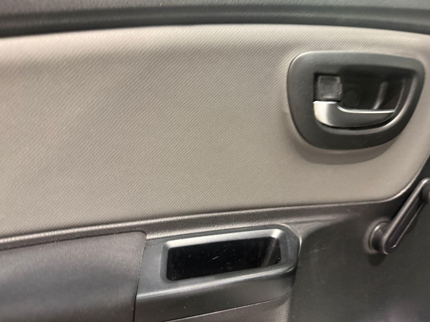 Used Toyota Yaris 2015 for sale - 76167539: Photo 43