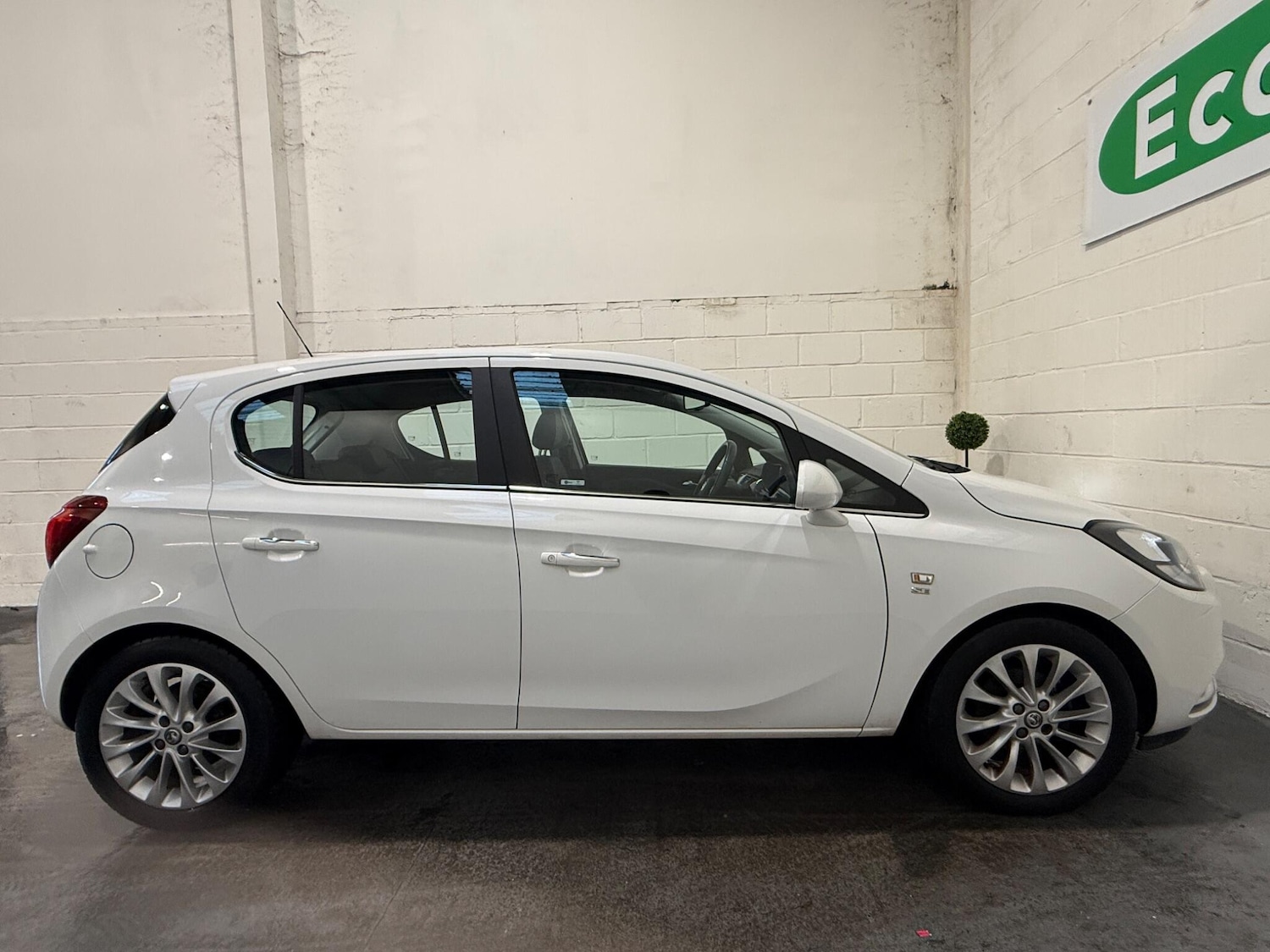 Used Vauxhall Corsa 2015 for sale - 76759620: Photo 10