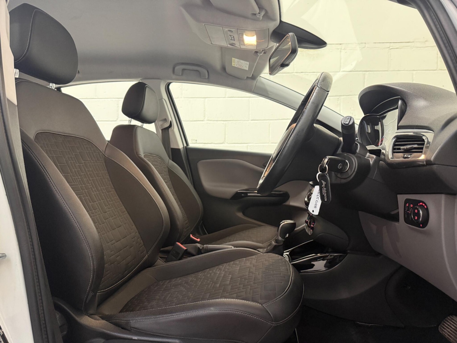 Used Vauxhall Corsa 2015 for sale - 76759620: Photo 17