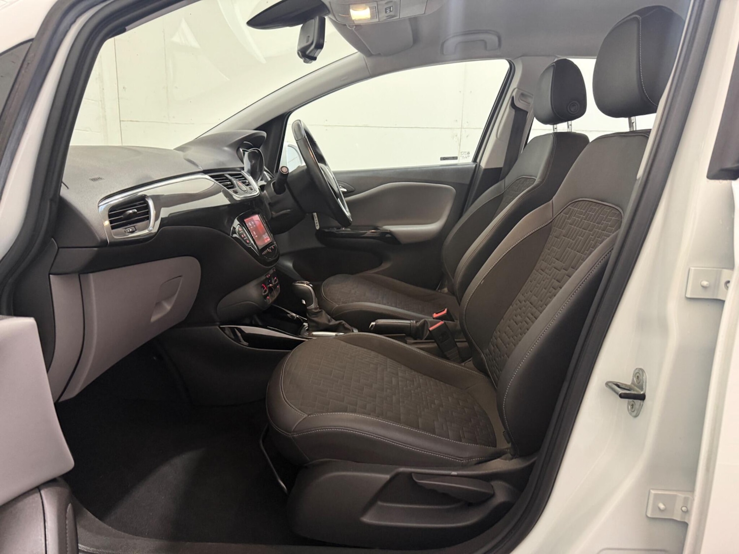 Used Vauxhall Corsa 2015 for sale - 76759620: Photo 33