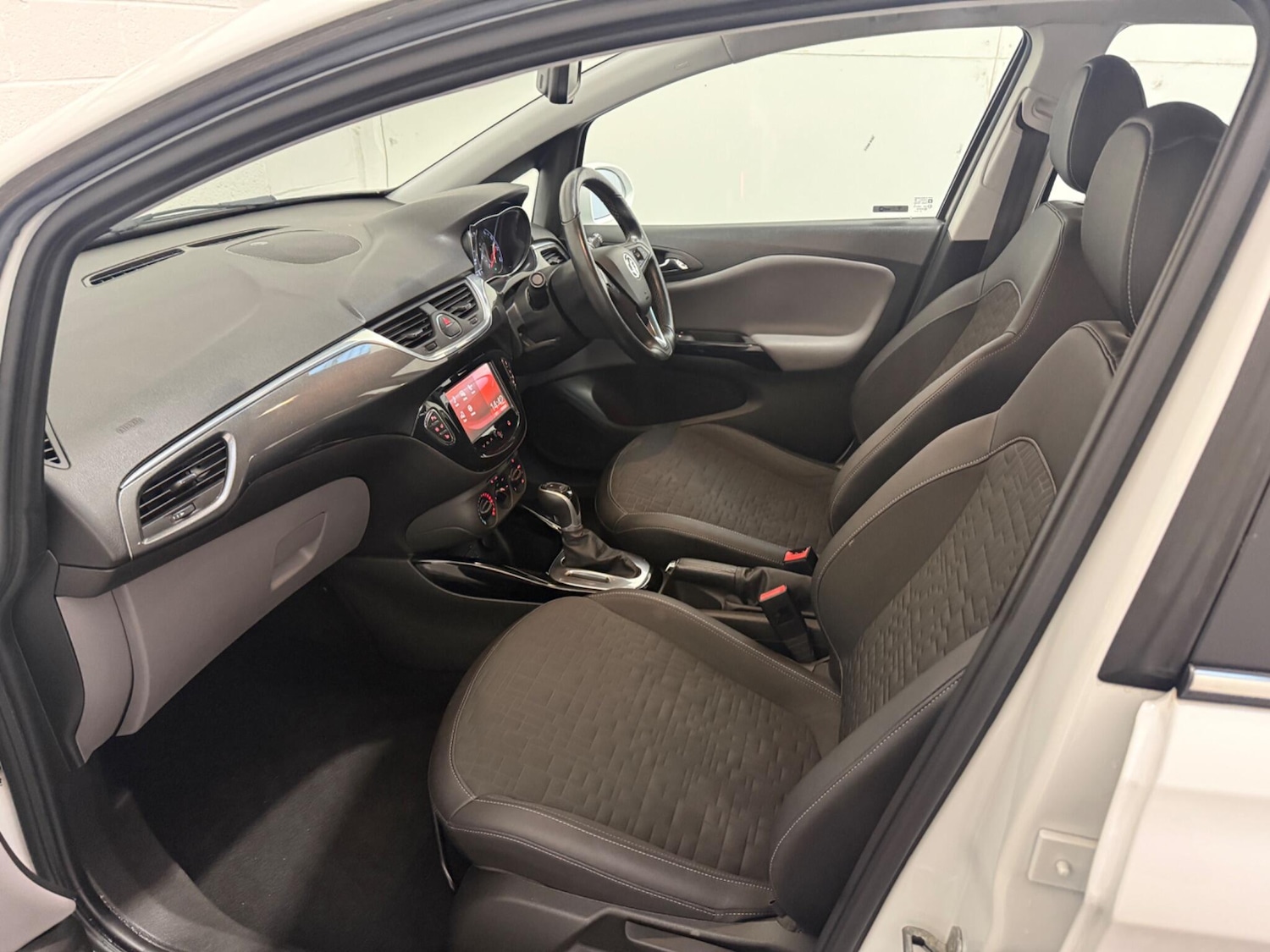 Used Vauxhall Corsa 2015 for sale - 76759620: Photo 36