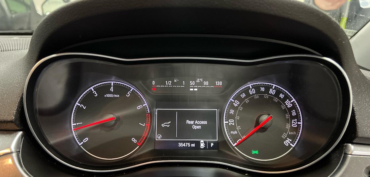 Used Vauxhall Corsa 2015 for sale - 76759620: Photo 6