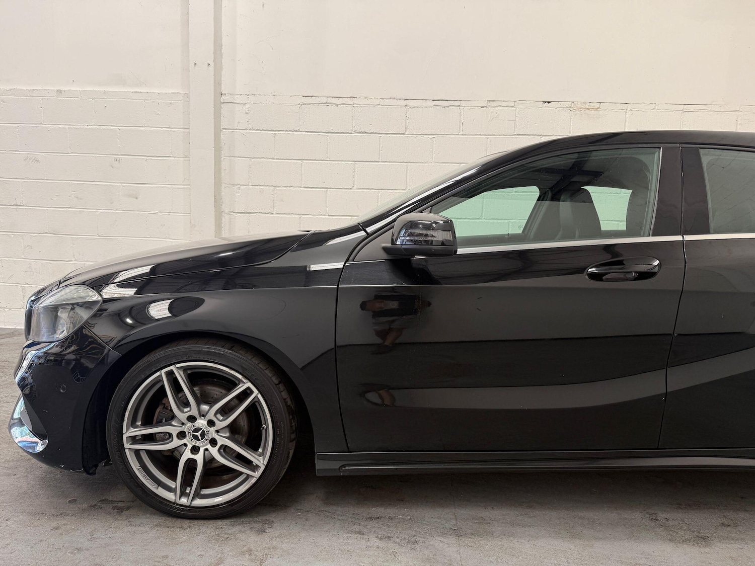 Used Mercedes-Benz A-Class 2017 for sale - 77376732: Photo 10