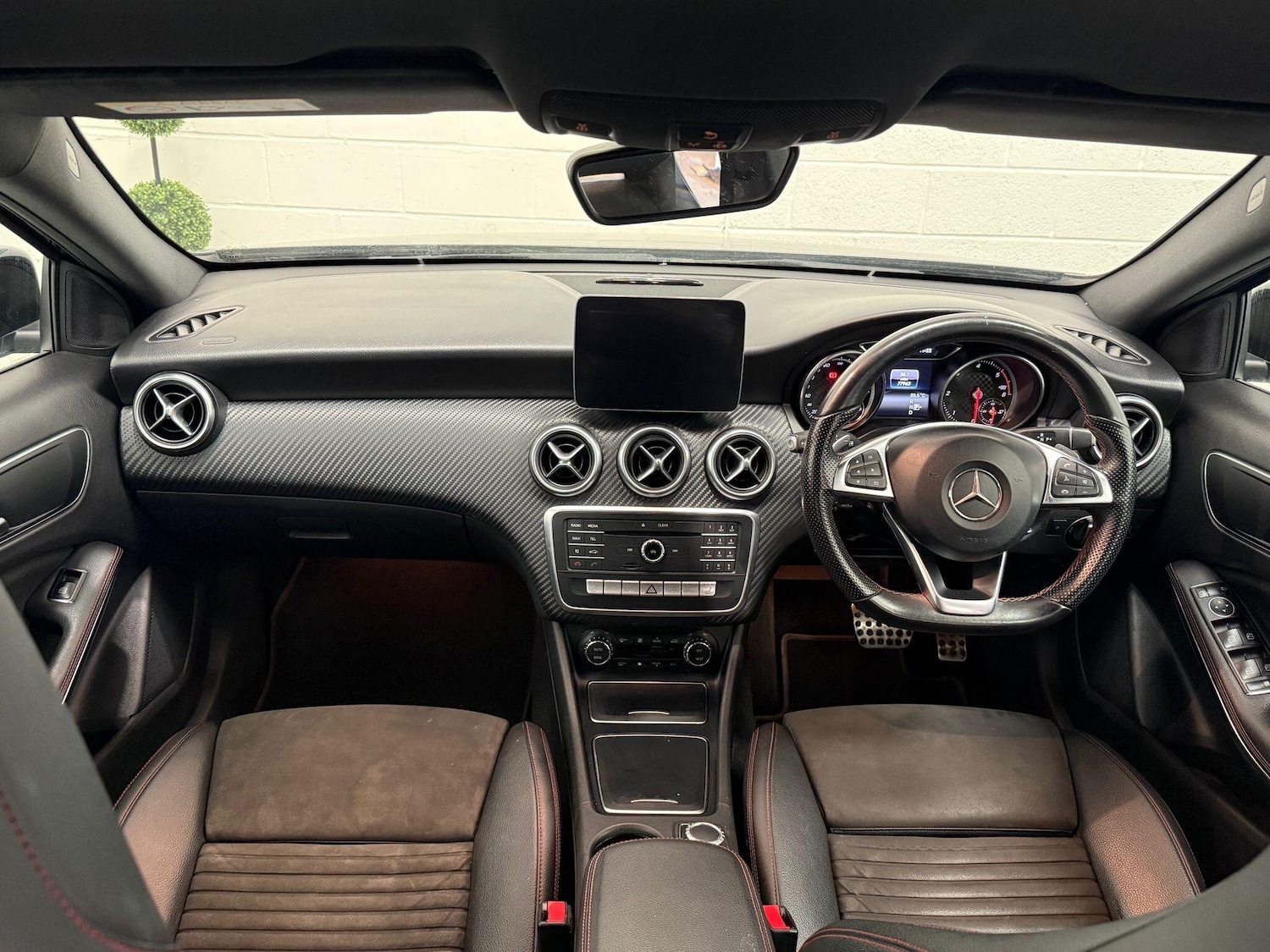 Used Mercedes-Benz A-Class 2017 for sale - 77376732: Photo 33