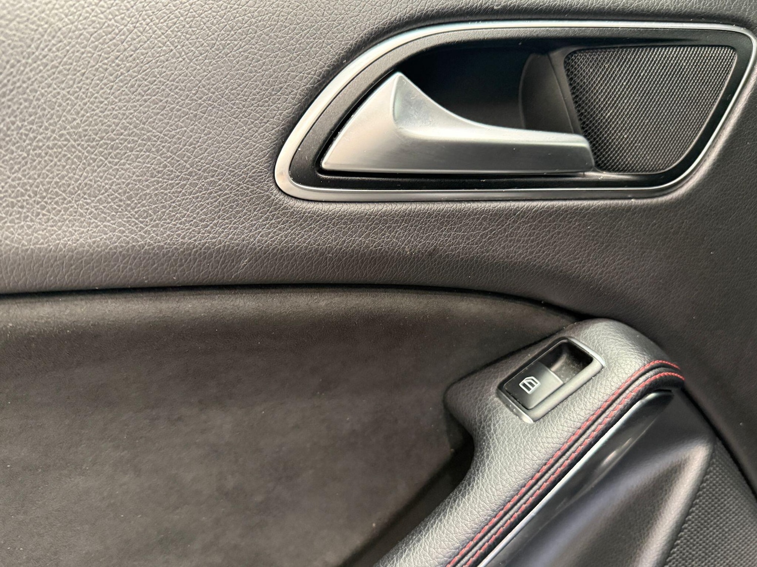 Used Mercedes-Benz A-Class 2017 for sale - 77376732: Photo 39