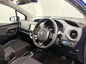 Used Toyota Yaris 2018 for sale - 78541901: Photo