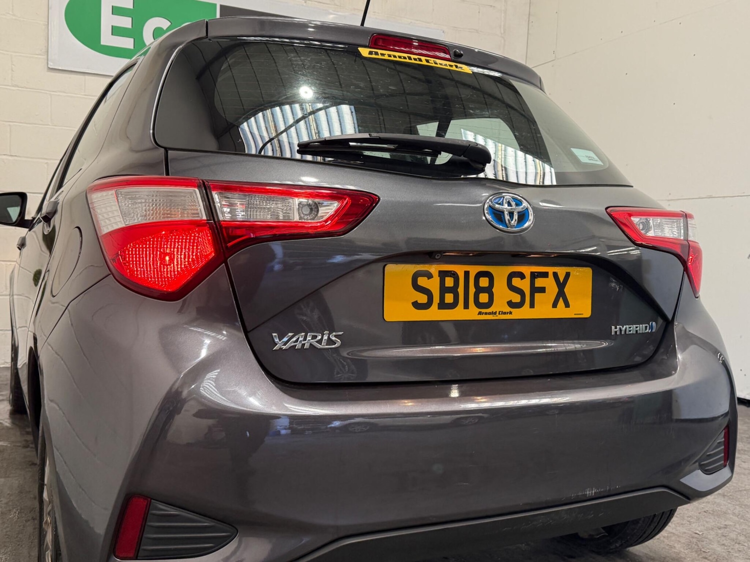 Used Toyota Yaris 2018 for sale - 76953290: Photo 11