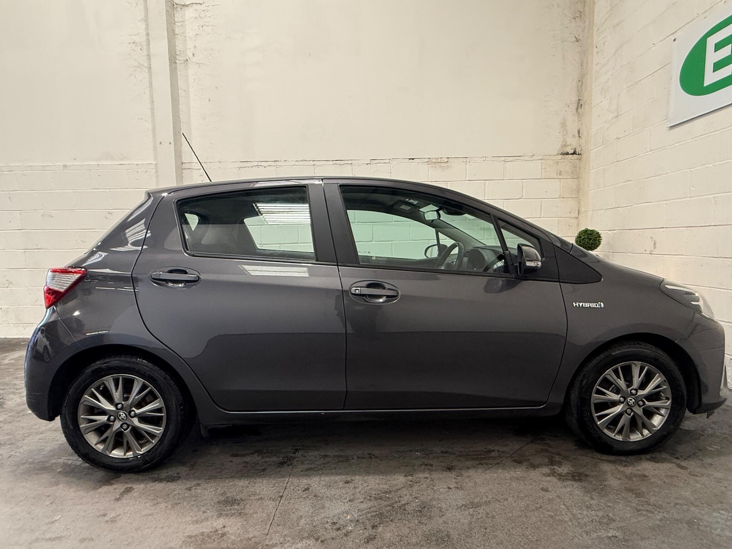 Used Toyota Yaris 2018 for sale - 76953290: Photo 13