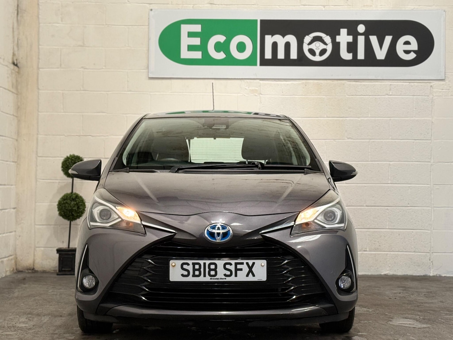 Used Toyota Yaris 2018 for sale - 76953290: Photo 2
