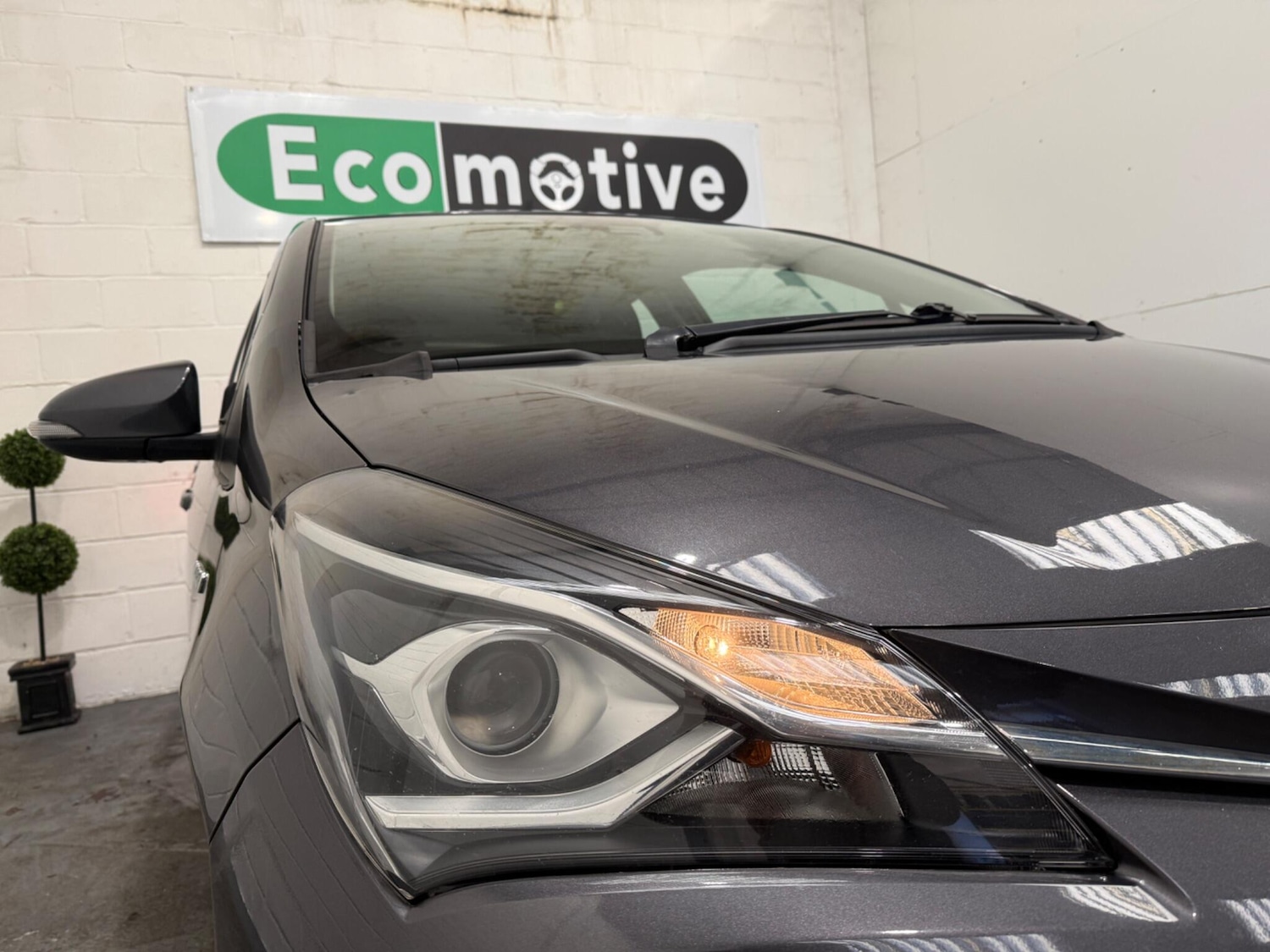 Used Toyota Yaris 2018 for sale - 76953290: Photo 41