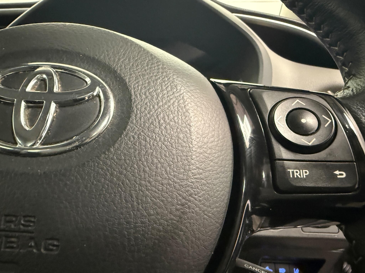 Used Toyota Yaris 2018 for sale - 76953290: Photo 46