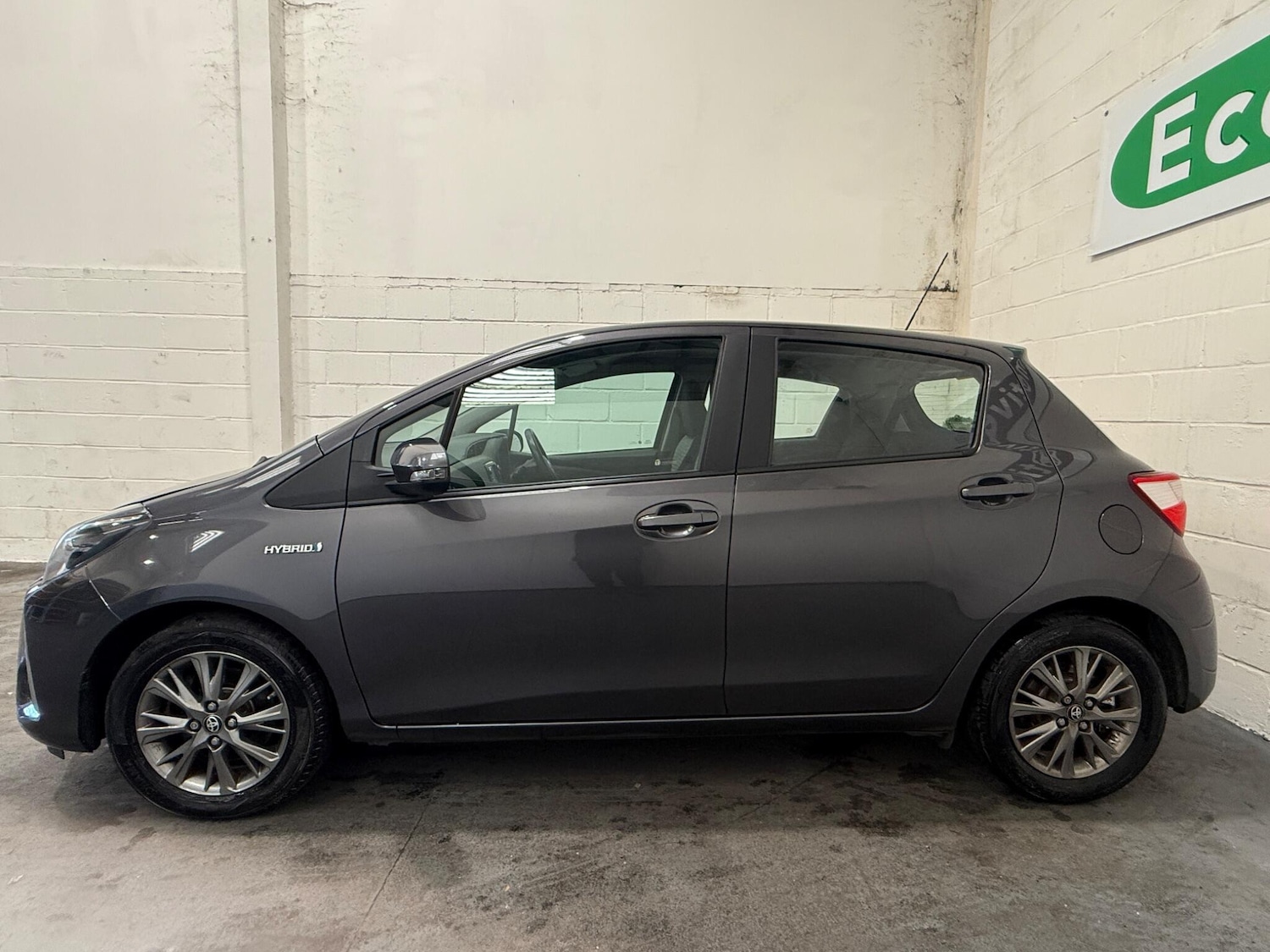 Used Toyota Yaris 2018 for sale - 76953290: Photo 5