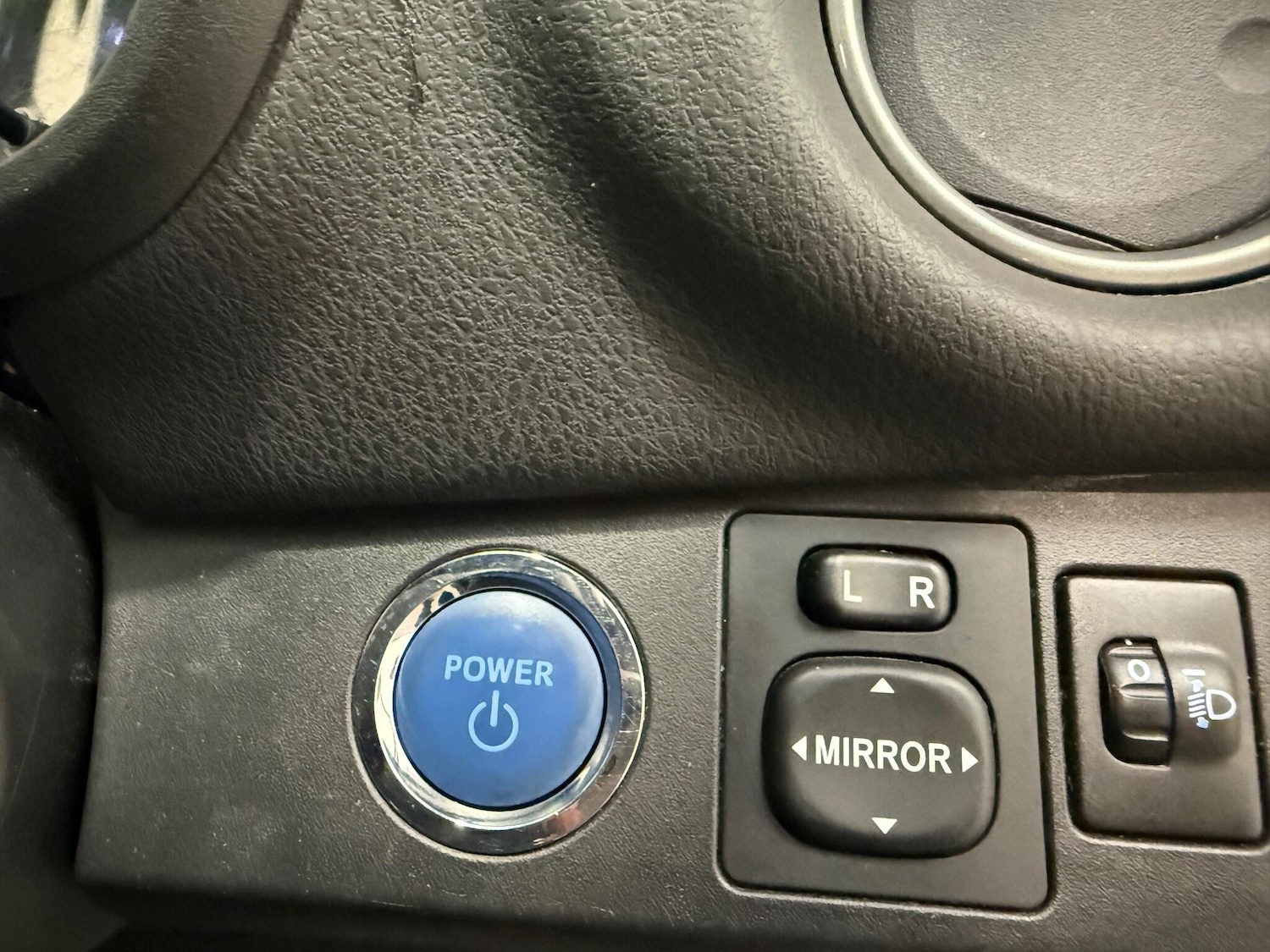 Used Toyota Yaris 2014 for sale - 76990945: Photo 29