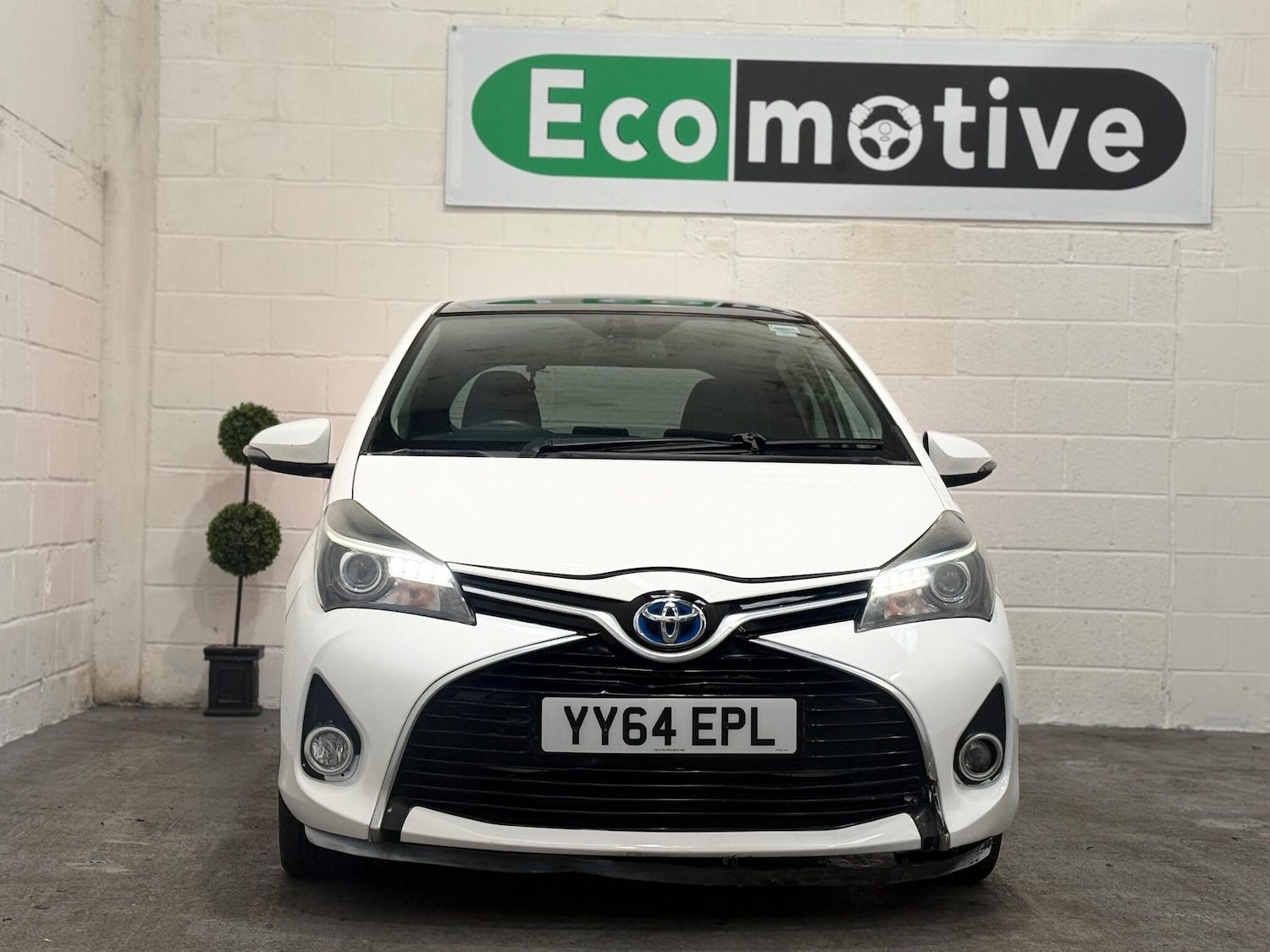 Used Toyota Yaris 2014 for sale - 76990945: Photo 5