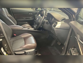 Used Toyota C-HR 2018 for sale - 78941380: Photo