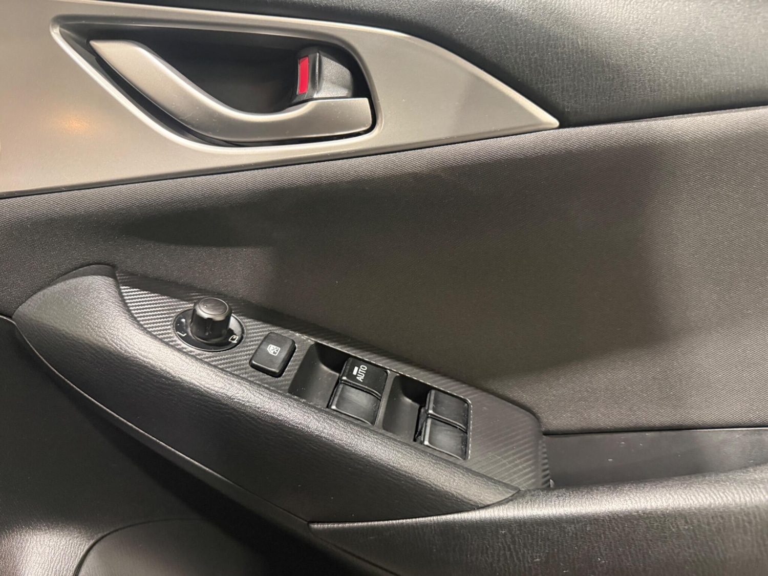 Used Mazda CX-3 2015 for sale - 77143701: Photo 30