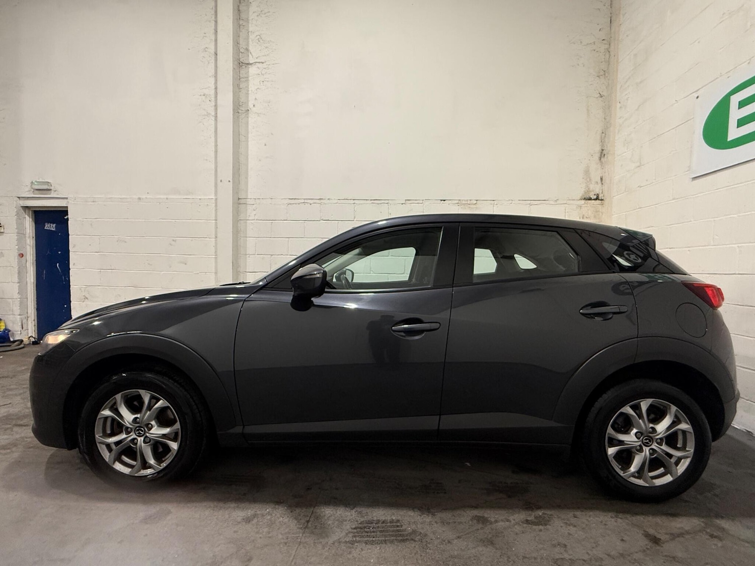 Used Mazda CX-3 2015 for sale - 77143701: Photo 6