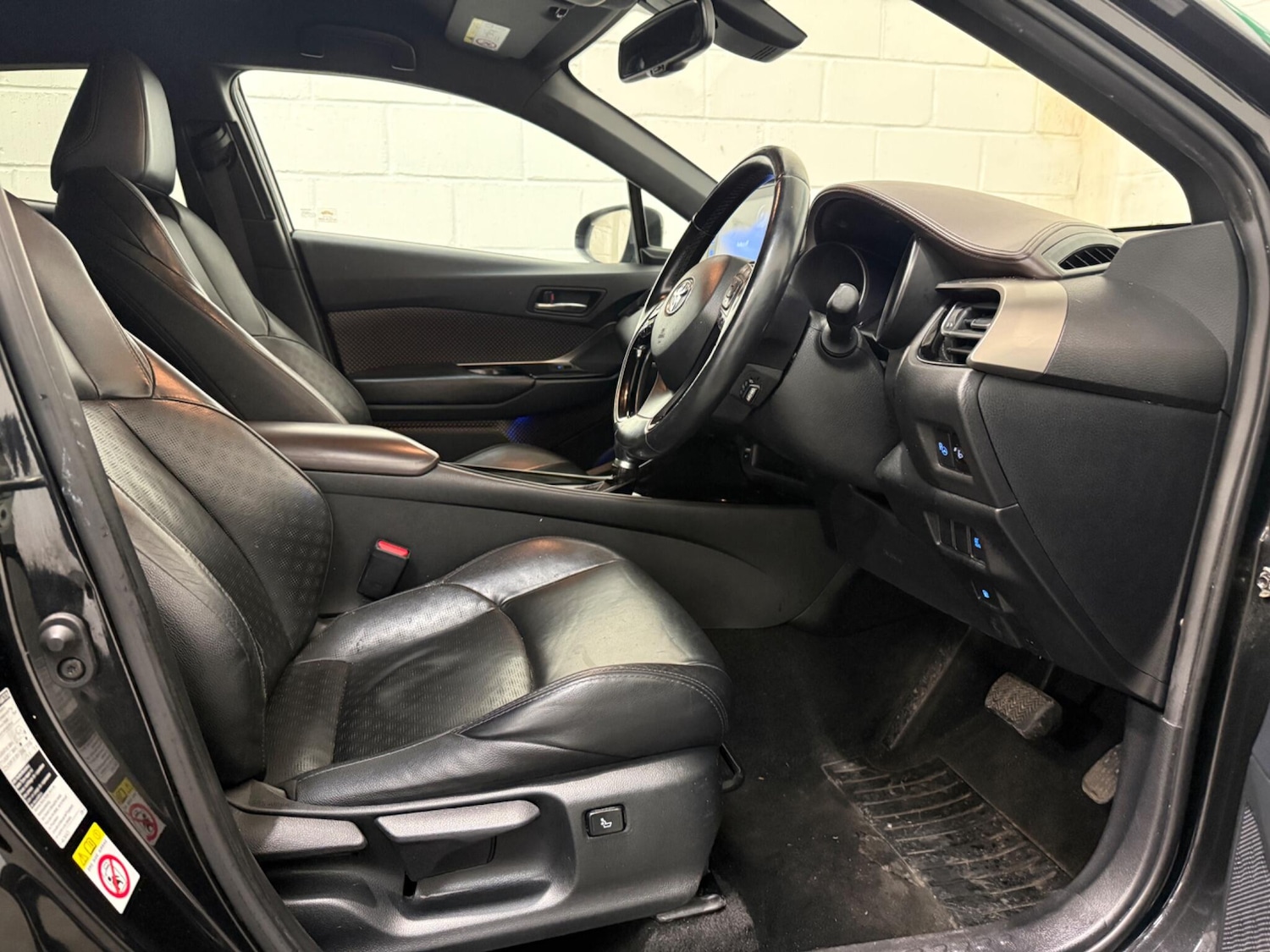 Used Toyota C-HR for sale - 78136114: Photo 16