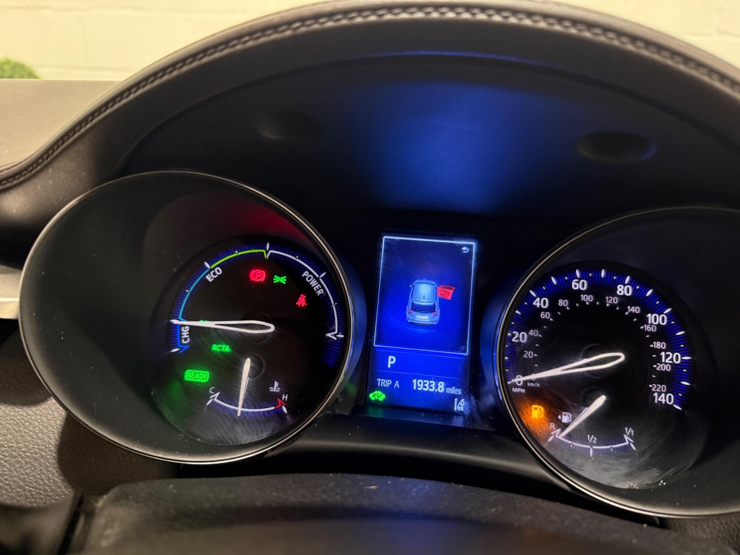 Used Toyota C-HR for sale - 78136114: Photo 28