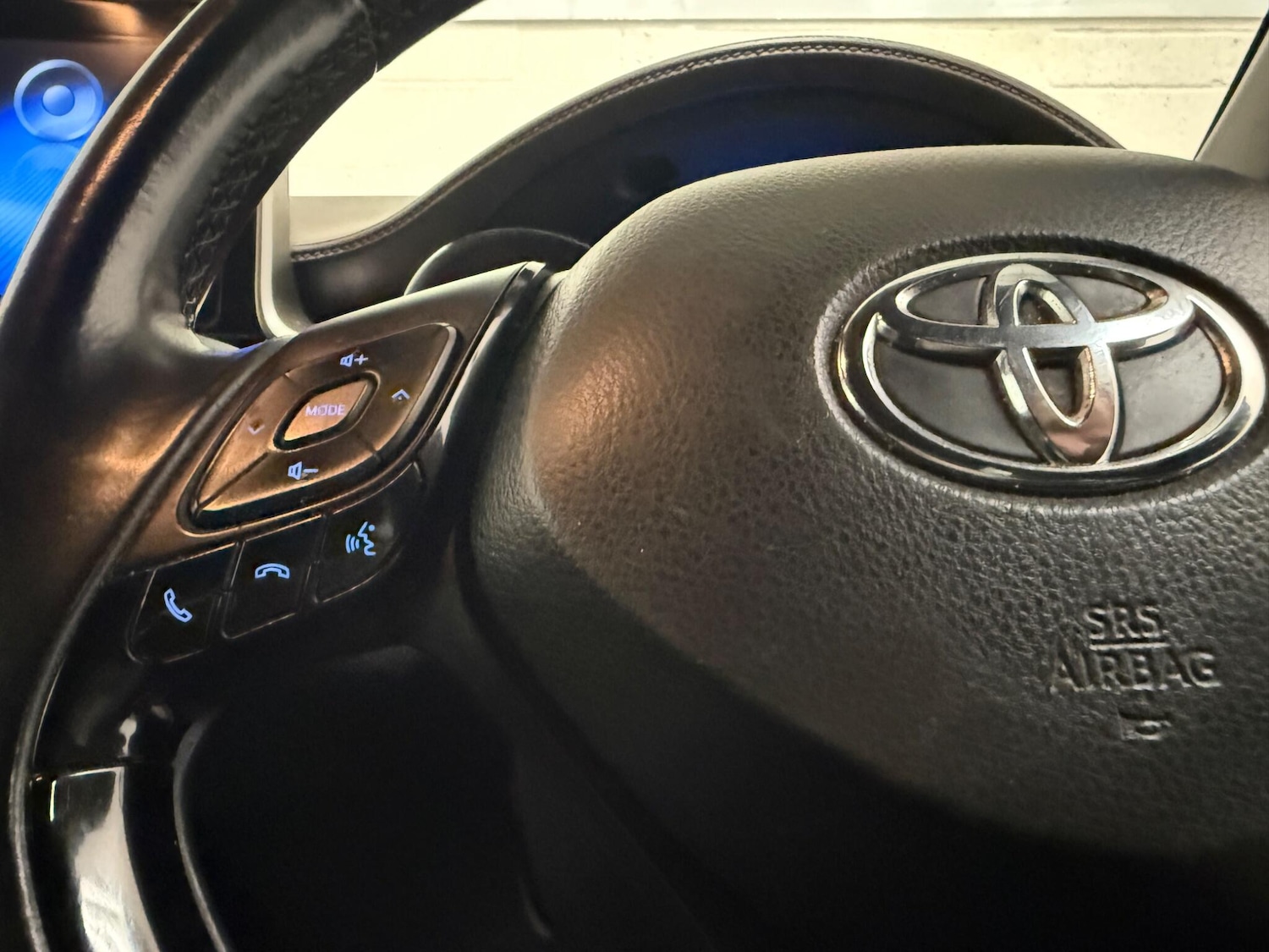 Used Toyota C-HR for sale - 78136114: Photo 30