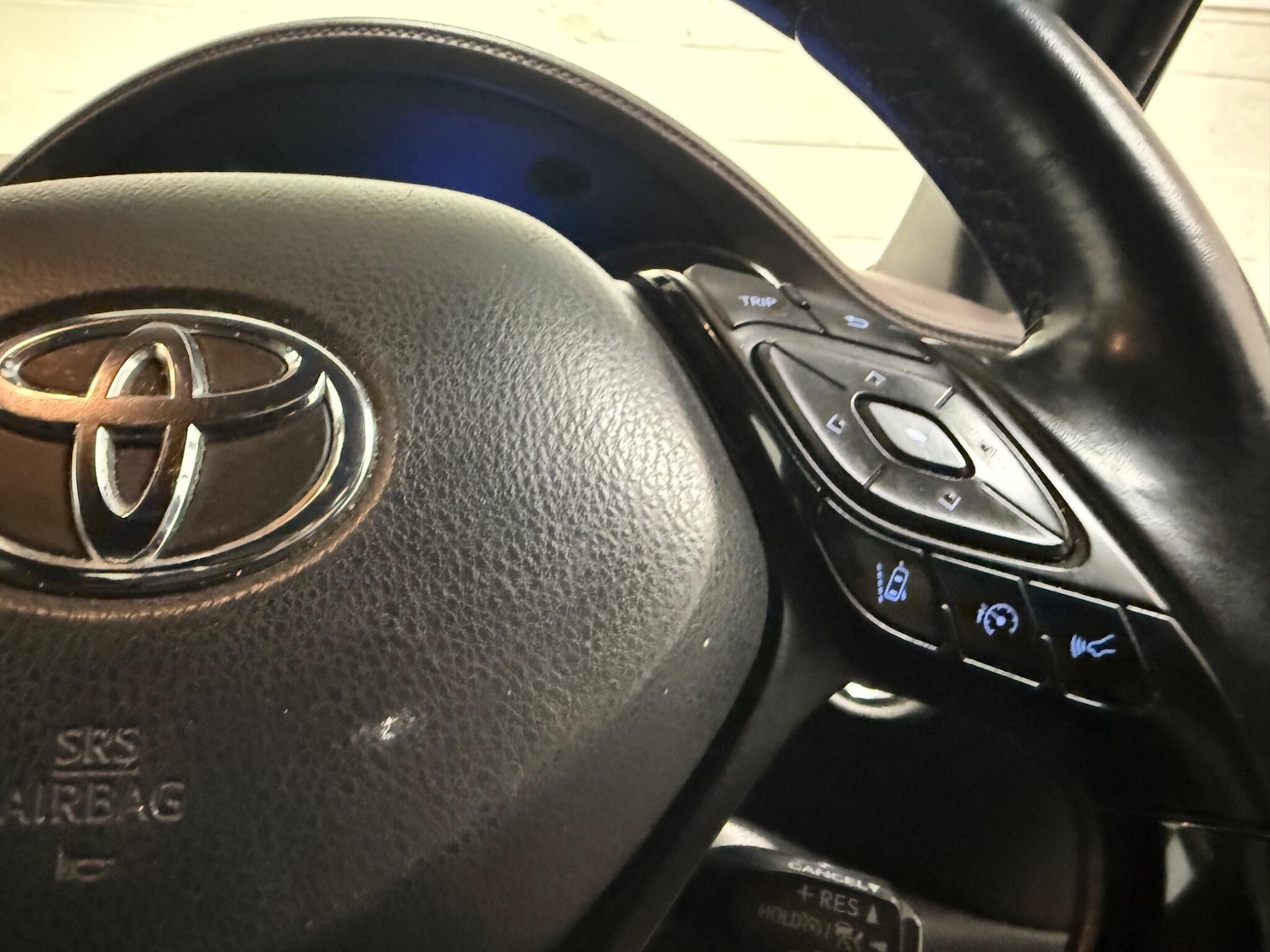 Used Toyota C-HR for sale - 78136114: Photo 31