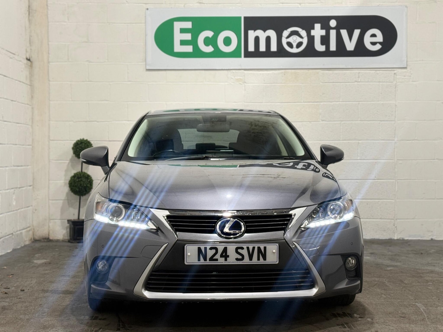 Used Lexus CT 2015 for sale - 77550228: Photo 2