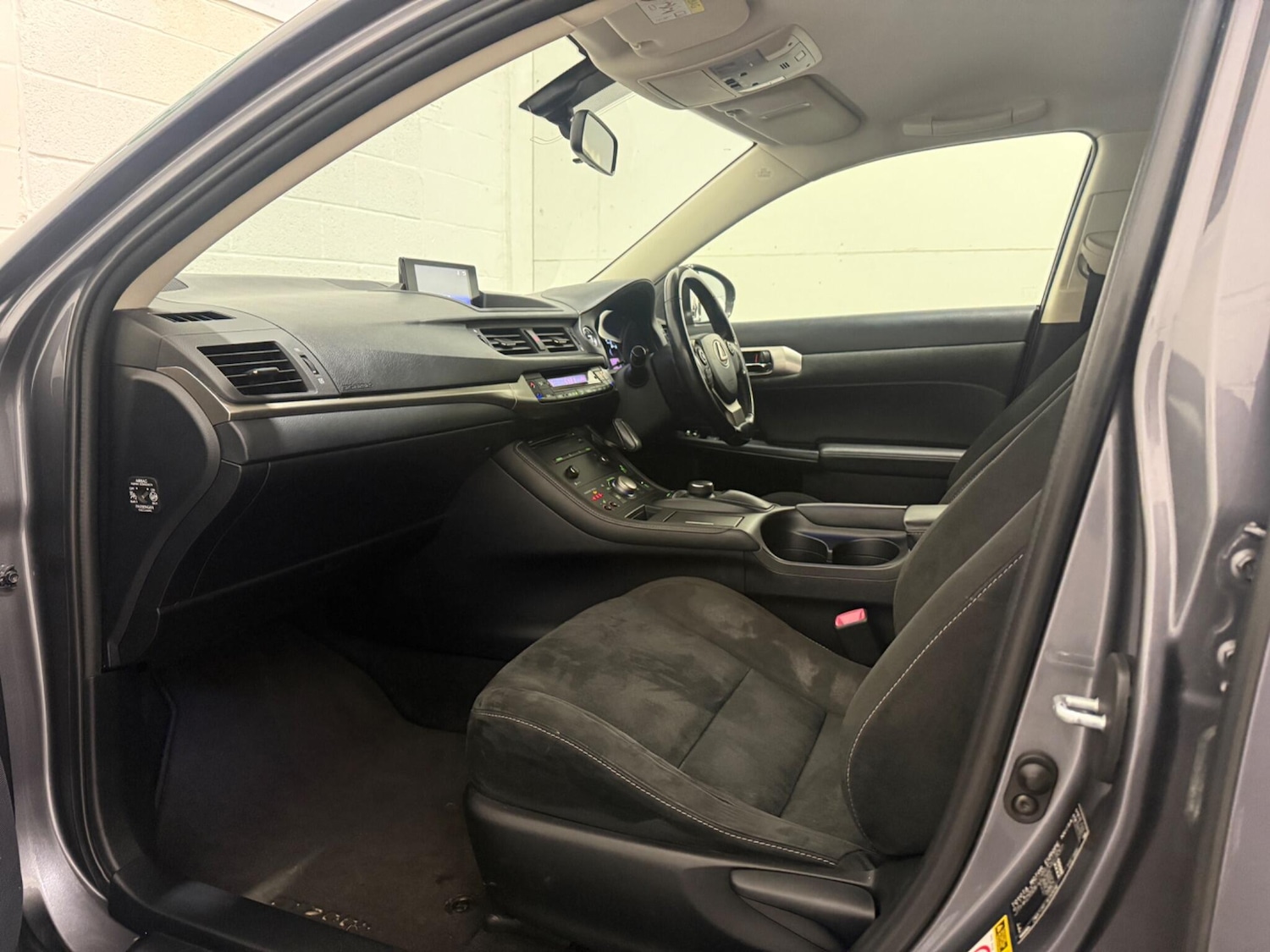 Used Lexus CT 2015 for sale - 77550228: Photo 32