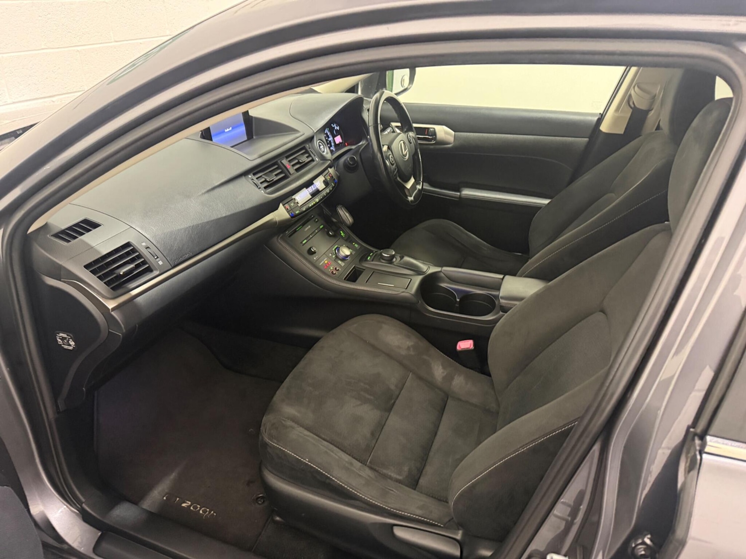 Used Lexus CT 2015 for sale - 77550228: Photo 33