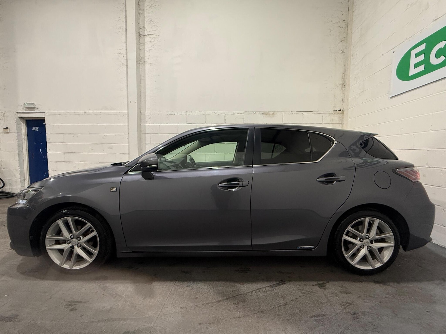 Used Lexus CT 2015 for sale - 77550228: Photo 9