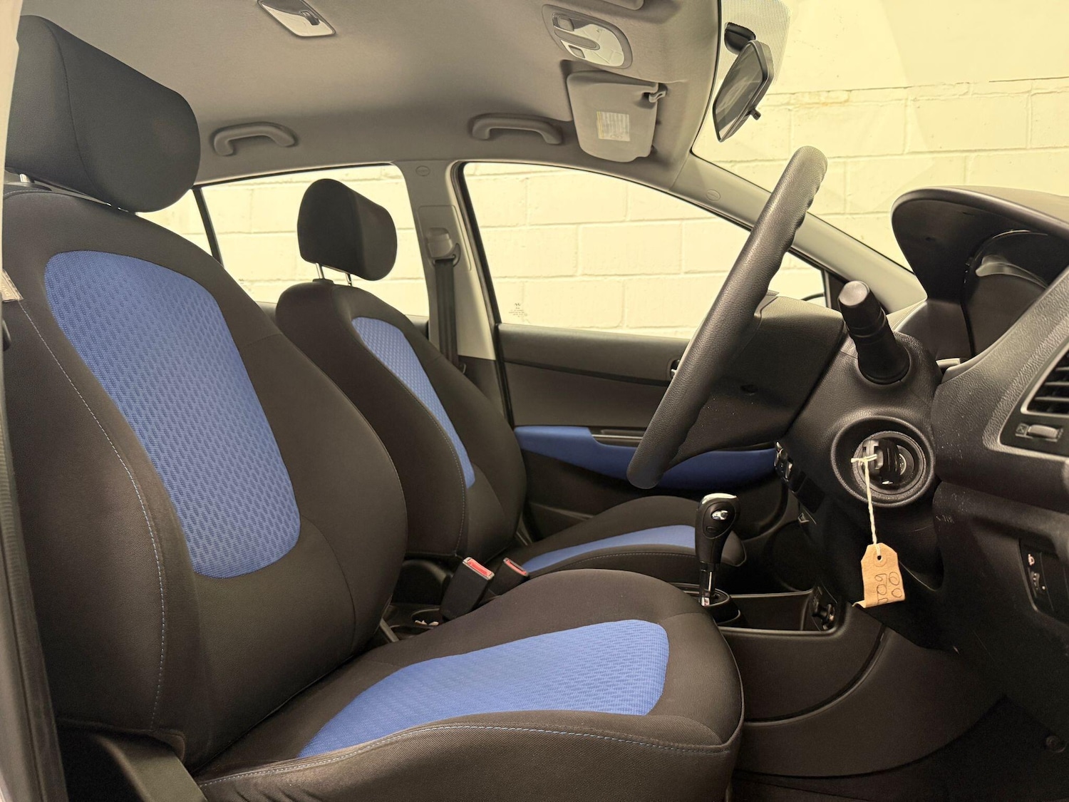 Used Hyundai i20 2009 for sale - 76020652: Photo 26