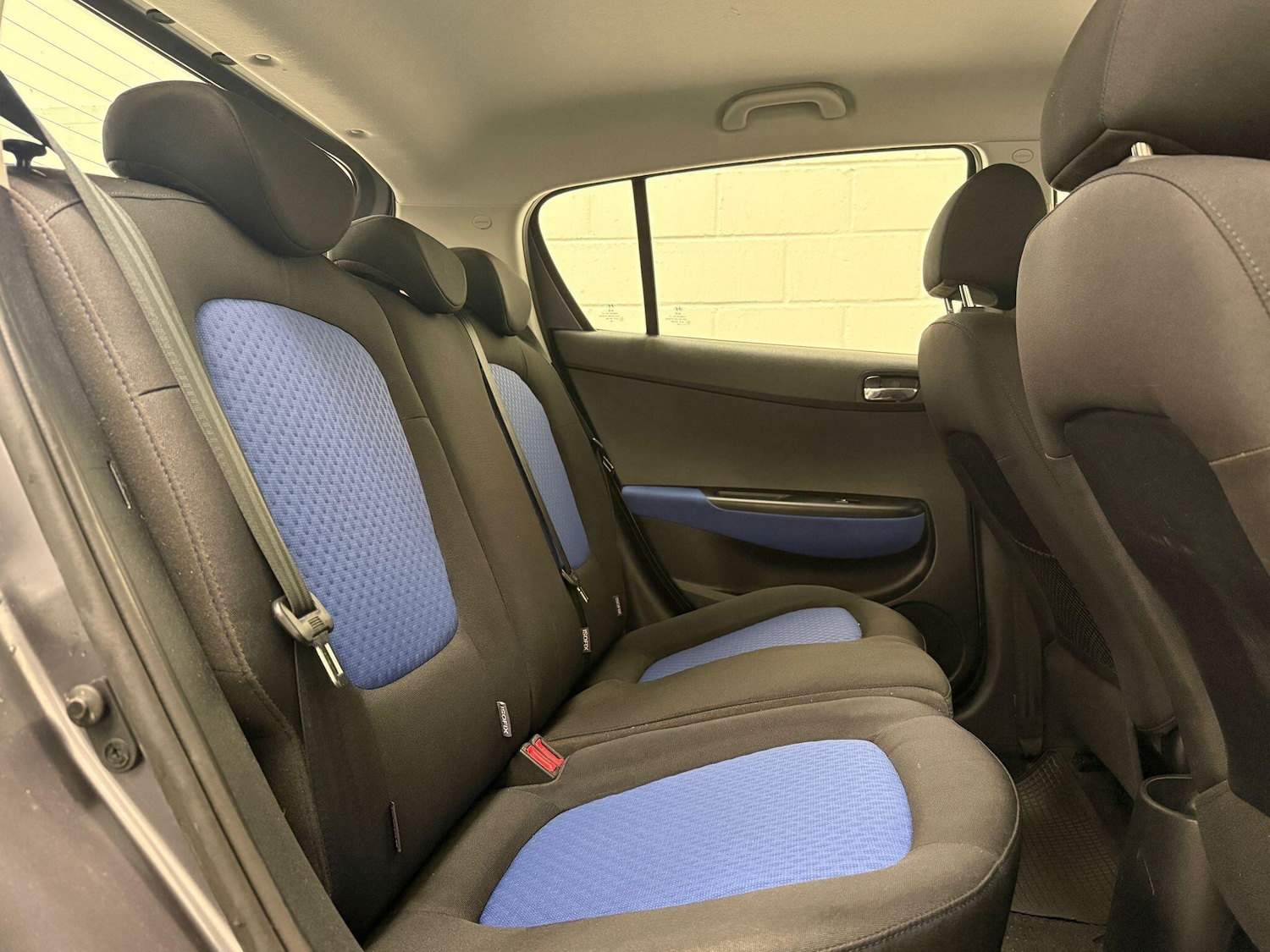 Used Hyundai i20 2009 for sale - 76020652: Photo 30