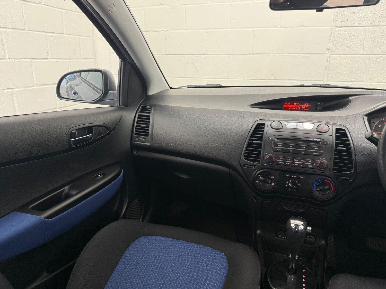Used Hyundai i20 2009 for sale - 76020652: Photo 37