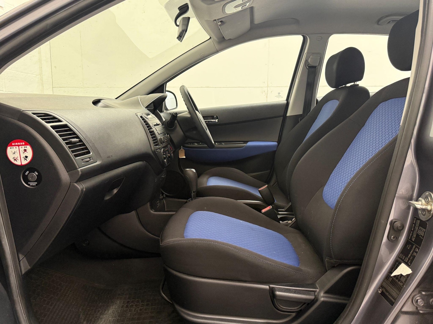 Used Hyundai i20 2009 for sale - 76020652: Photo 42