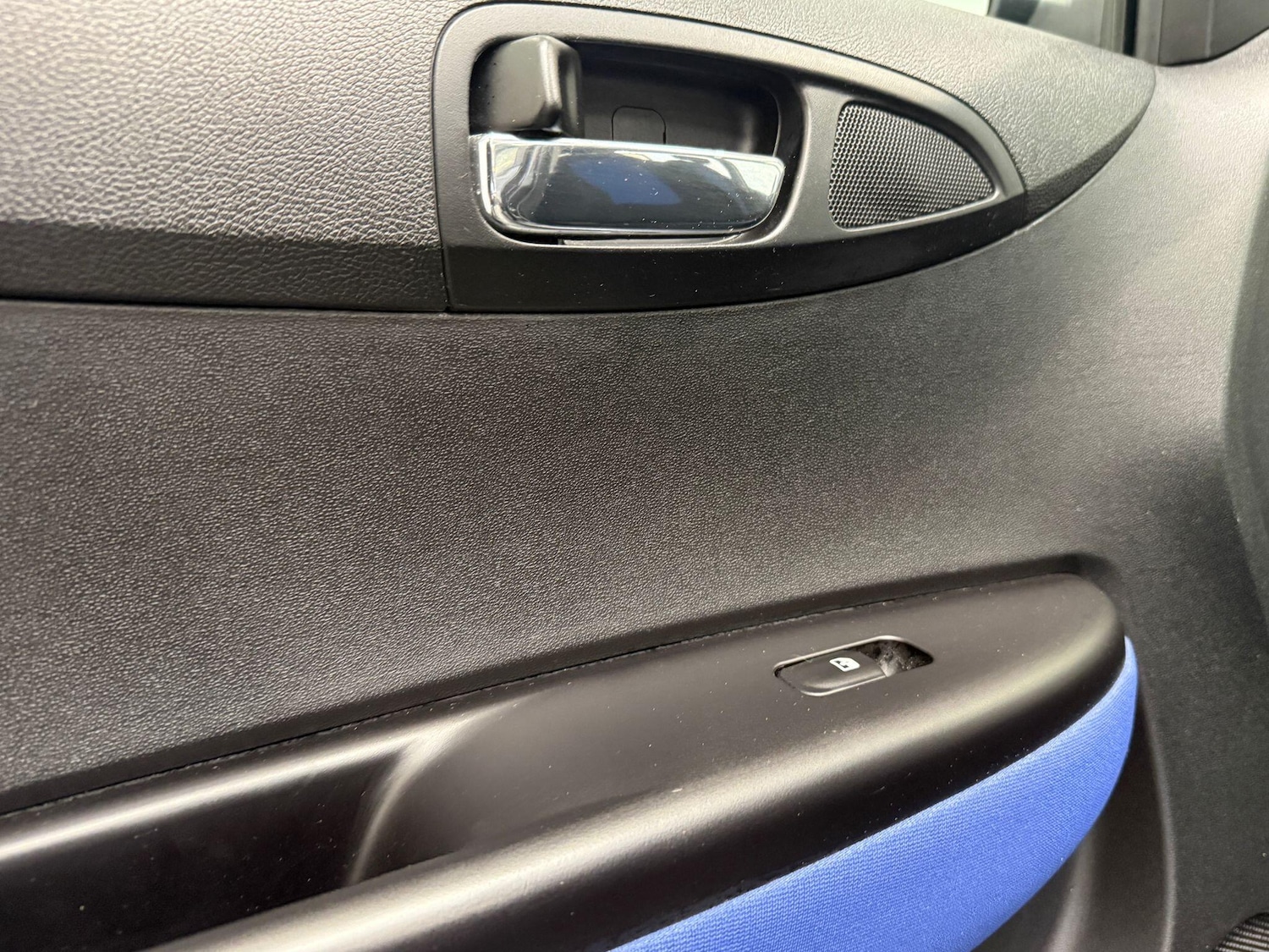 Used Hyundai i20 2009 for sale - 76020652: Photo 47