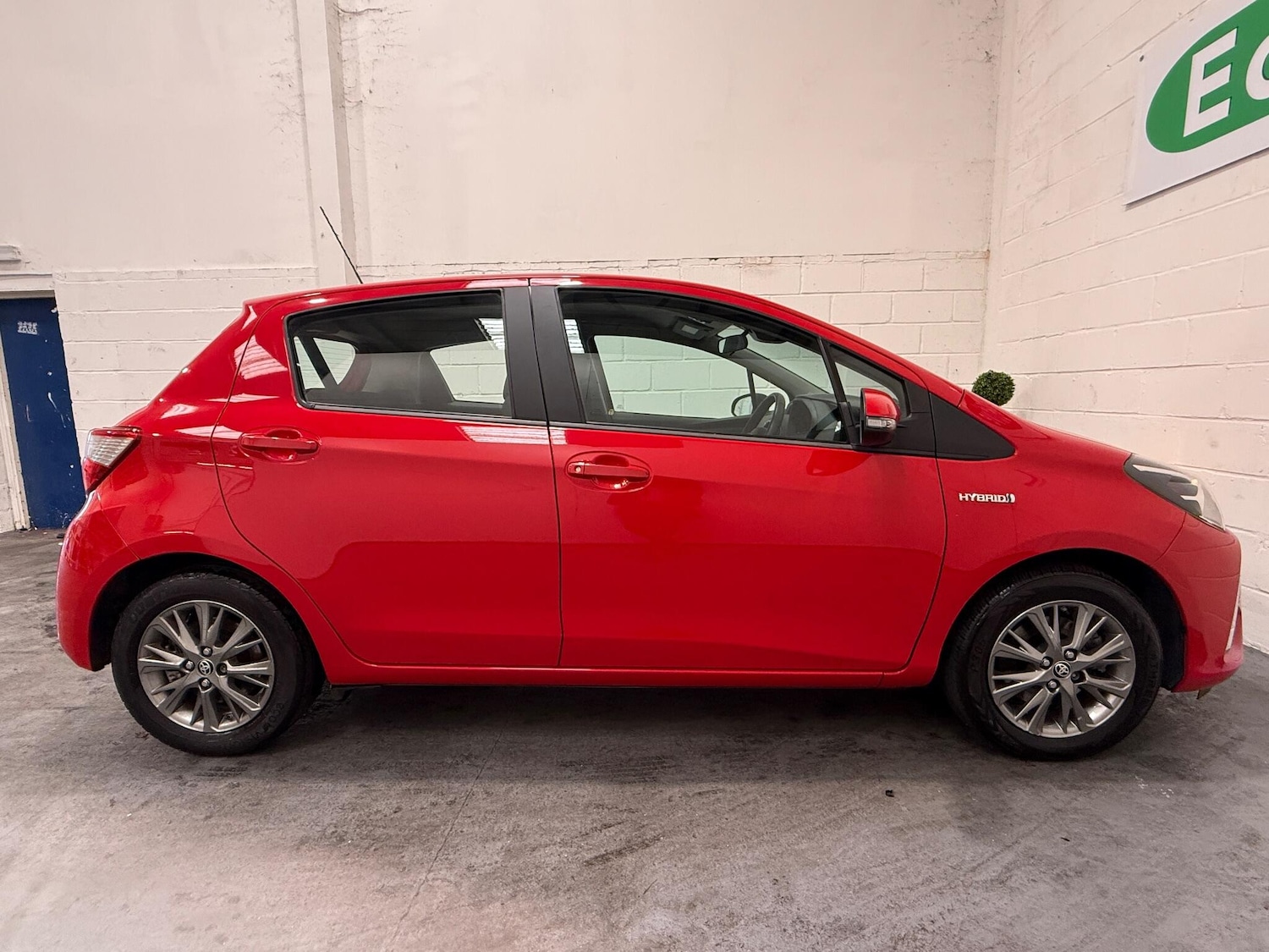 Used Toyota Yaris 2020 for sale - 76995258: Photo 20