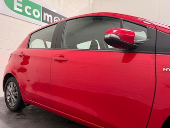 Used Toyota Yaris 2020 for sale - 76995258: Photo