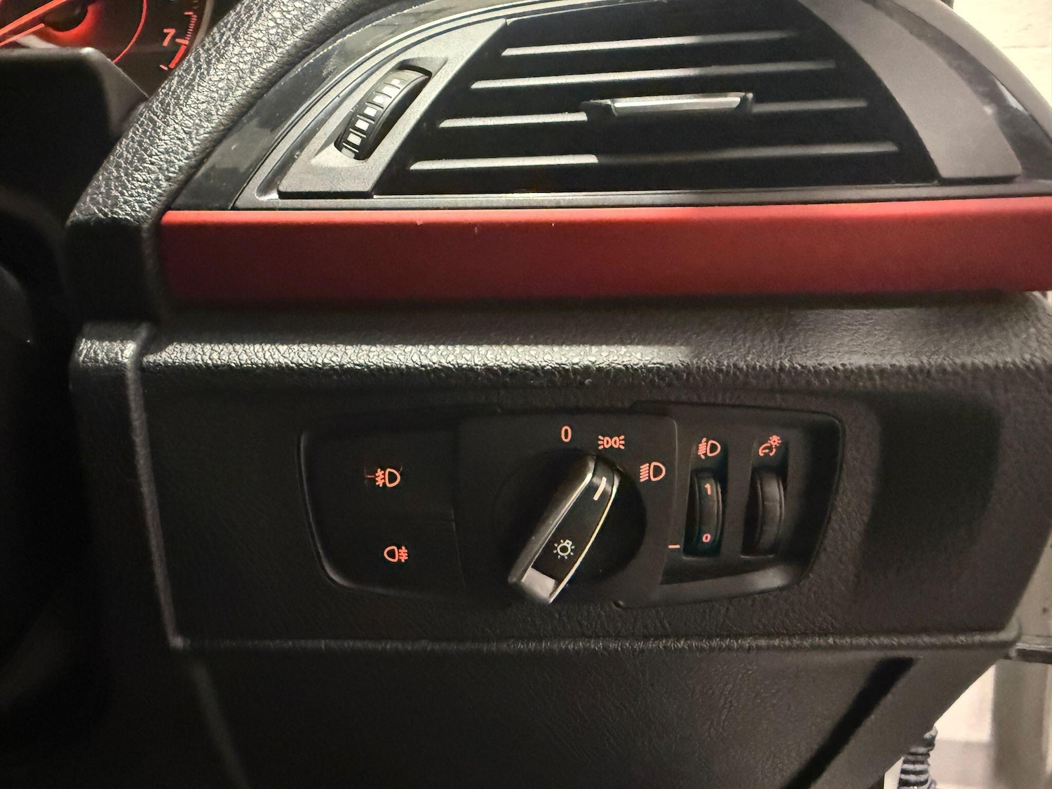 Used BMW 1 Series 2012 for sale - 76538307: Photo 28