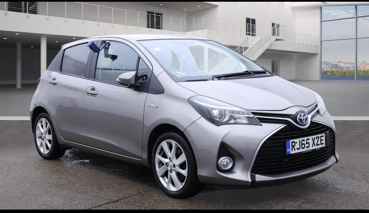 Used Toyota Yaris 2015 for sale - 76484730: Photo 1