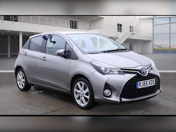 Used Toyota Yaris 2015 for sale - 76484730: Photo
