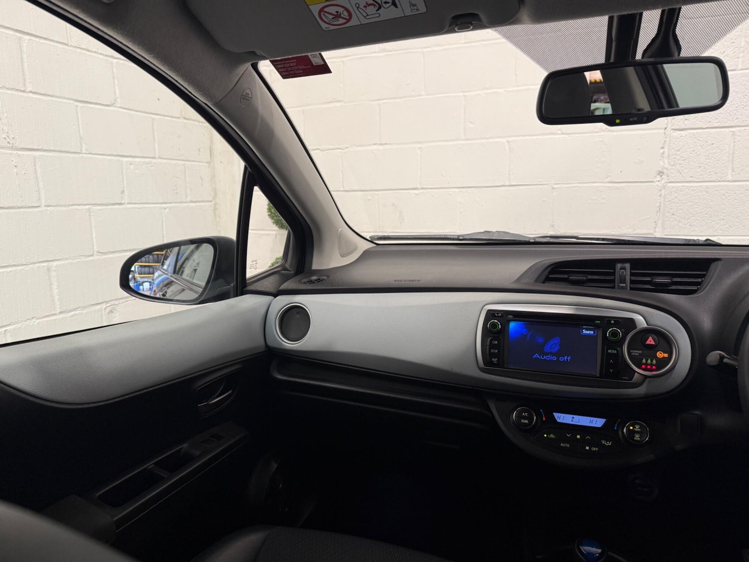 Used Toyota Yaris 2013 for sale - 77101911: Photo 13